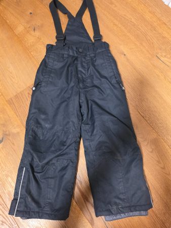 Skihose mit Trägern schwarz gebraucht gr. 104