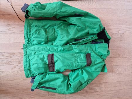 Winterjacke, grün, Grösse 152, gem. Abb.