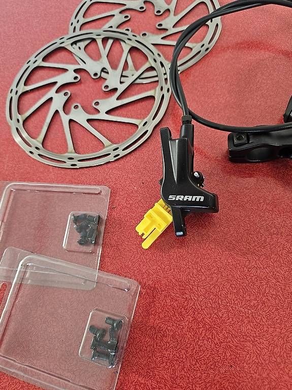 Pezzi di ricambio: SRAM Level Bremsen H+V mit SRAM Bremsscheiben – Usato da Belp venduto da adriel.lingner 1