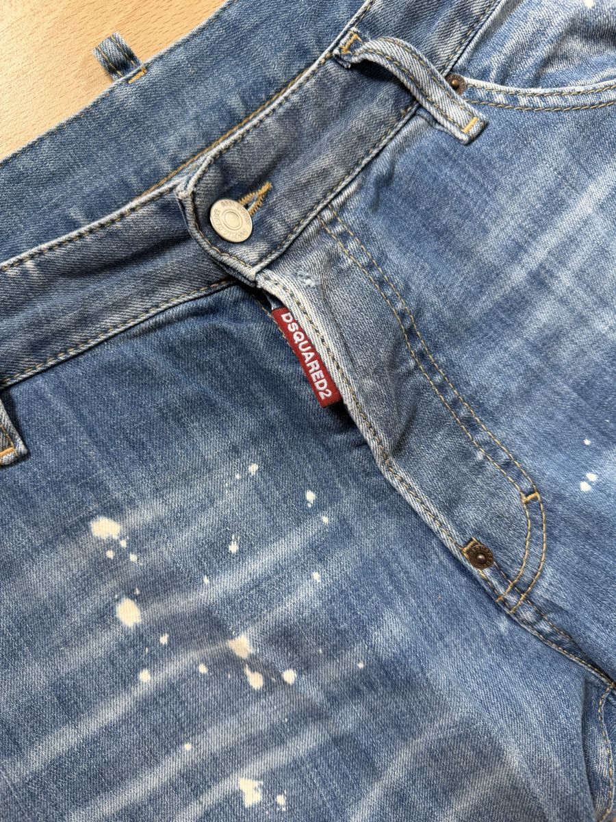 Dsquared2 Jeans: Jeans DSQUARED2 Gr.50 – D'occasion à Luzern par Sunnyside_71 1