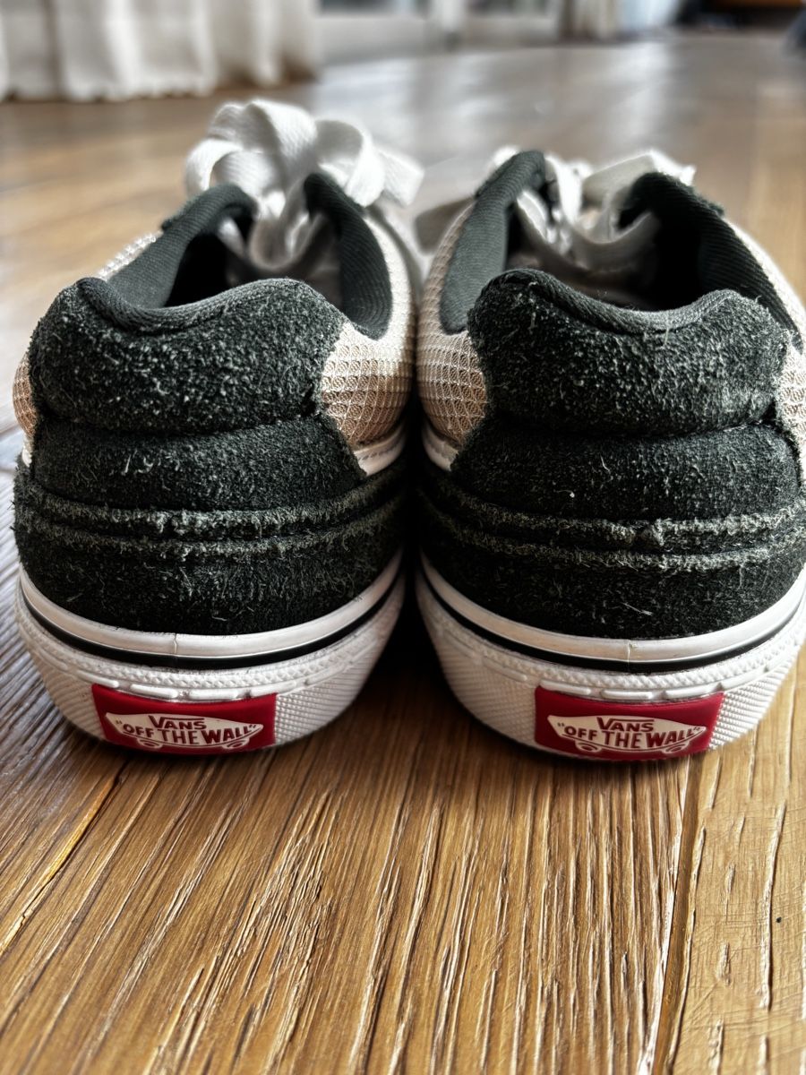 Vans Herrenschuhe: Vans Sneakers Gr 37 – Gebraucht aus Richterswil von Itallag 2