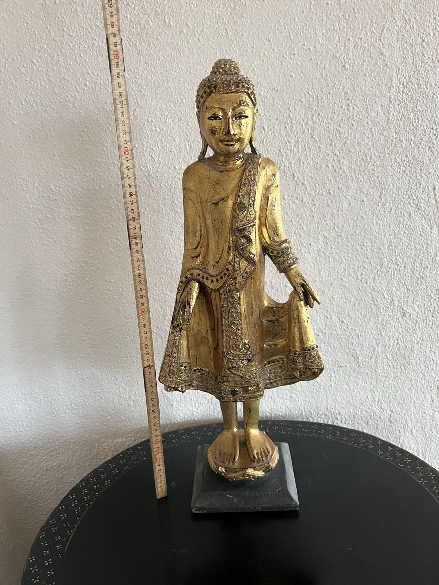 Statuette: Statue Buddha vergoldet mit Sockel – Usato da Perlen venduto da Chregle1 4
