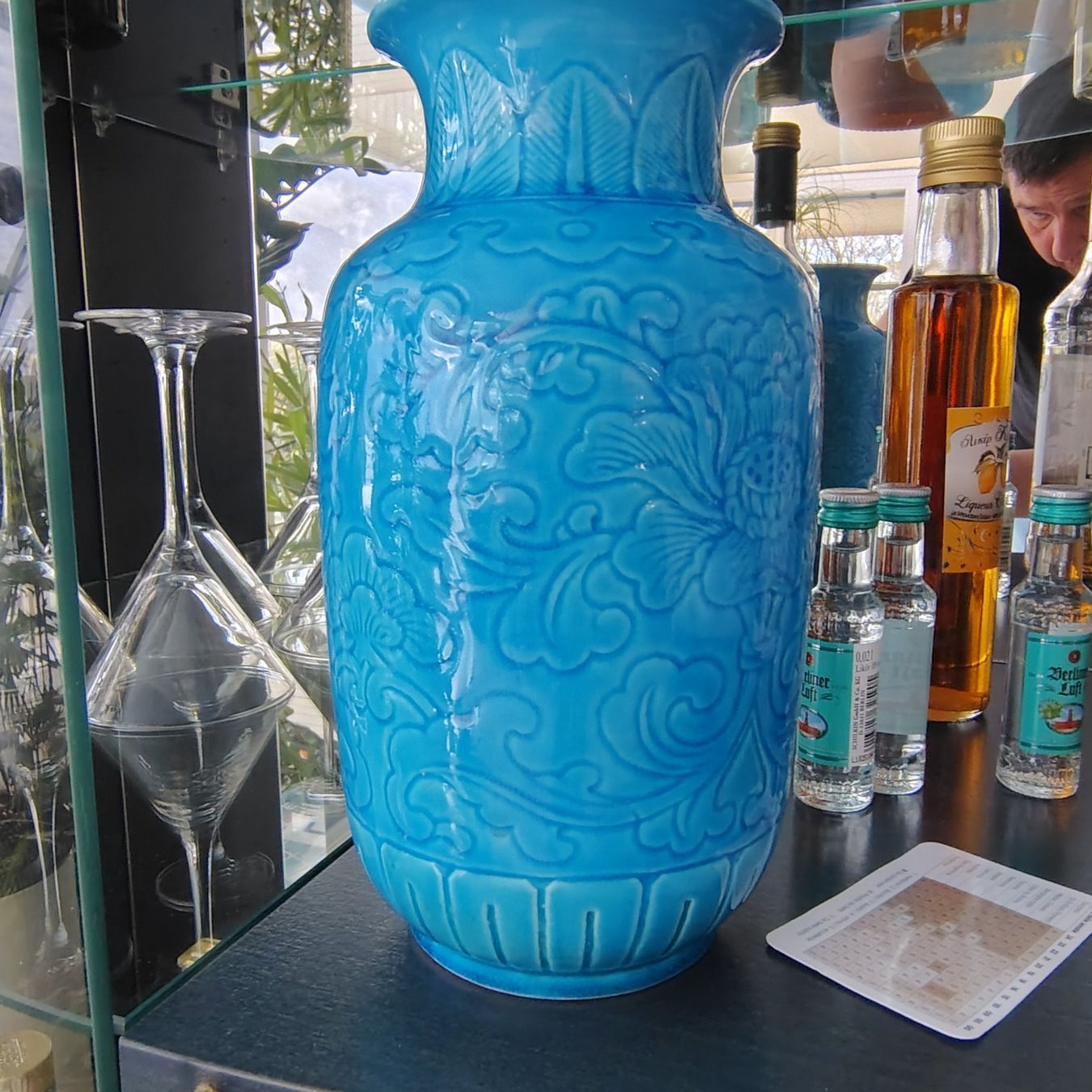 Vasi & Recipienti: Chinese Medium Blue Lotus Vase 22cm High – Usato da Dietikon venduto da aberdeen30 1
