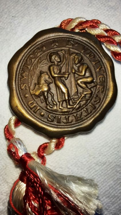 Médaille Broche Ancienne En Souvenir Du Pays Basque - Bijou Vintage D'occasion