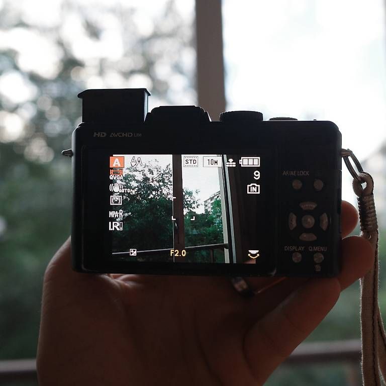 Fotocamera: Panasonic Lumix LX5 Black – Usato da Genève venduto da fotos.grafo 4
