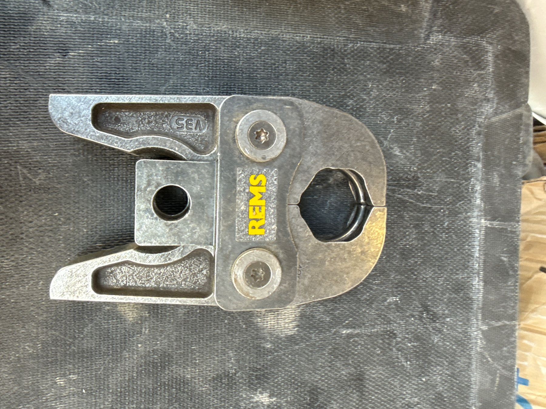 Rems Tutti gli attrezzi: Press backen rems V28 und V35 – Usato da WOHLEN AG venduto da darek1979