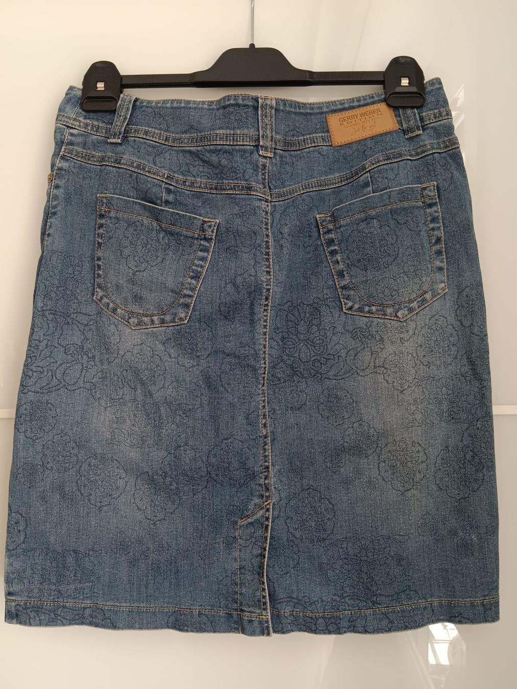 Gerry Weber Gonne: GERRY WEBER Jupe en jeans bleue taille 38 CH – Usato da Cossonay-Ville venduto da Les_1001_perles 3