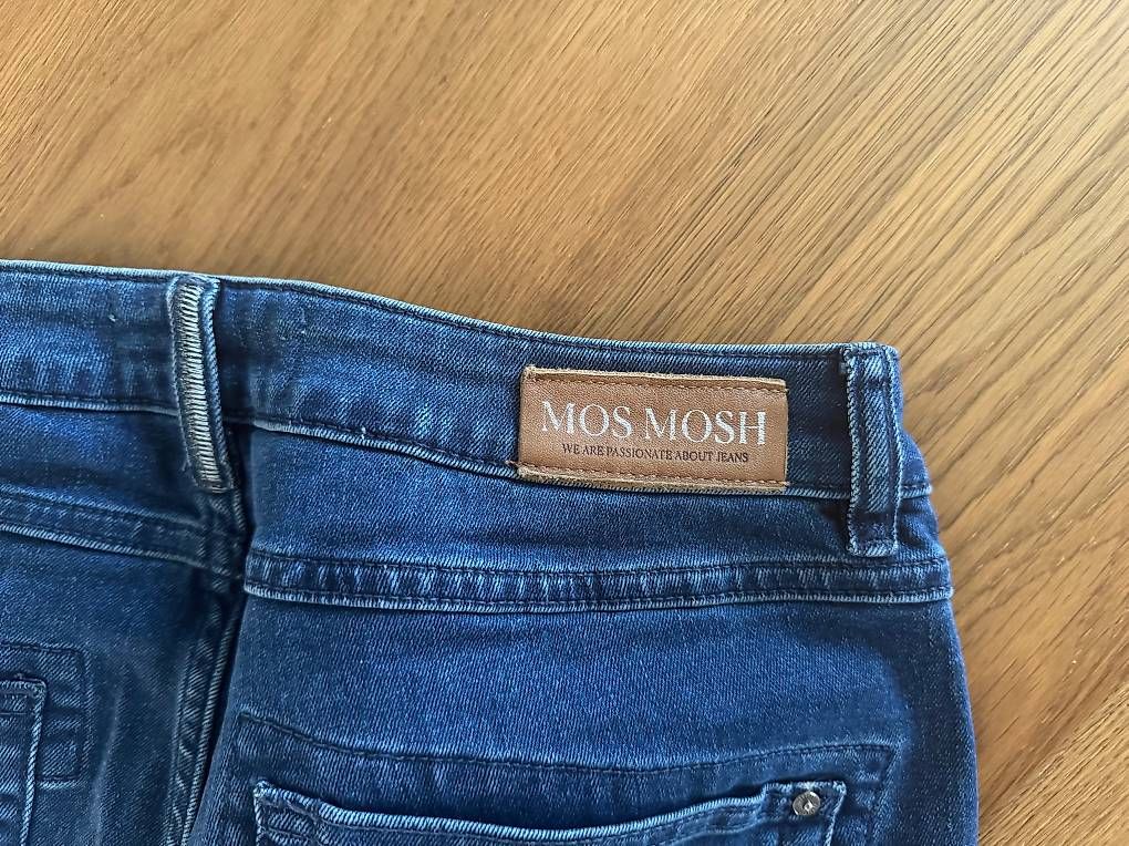Jeans: Blue Jeans – Usato da Volketswil venduto da zjctcler