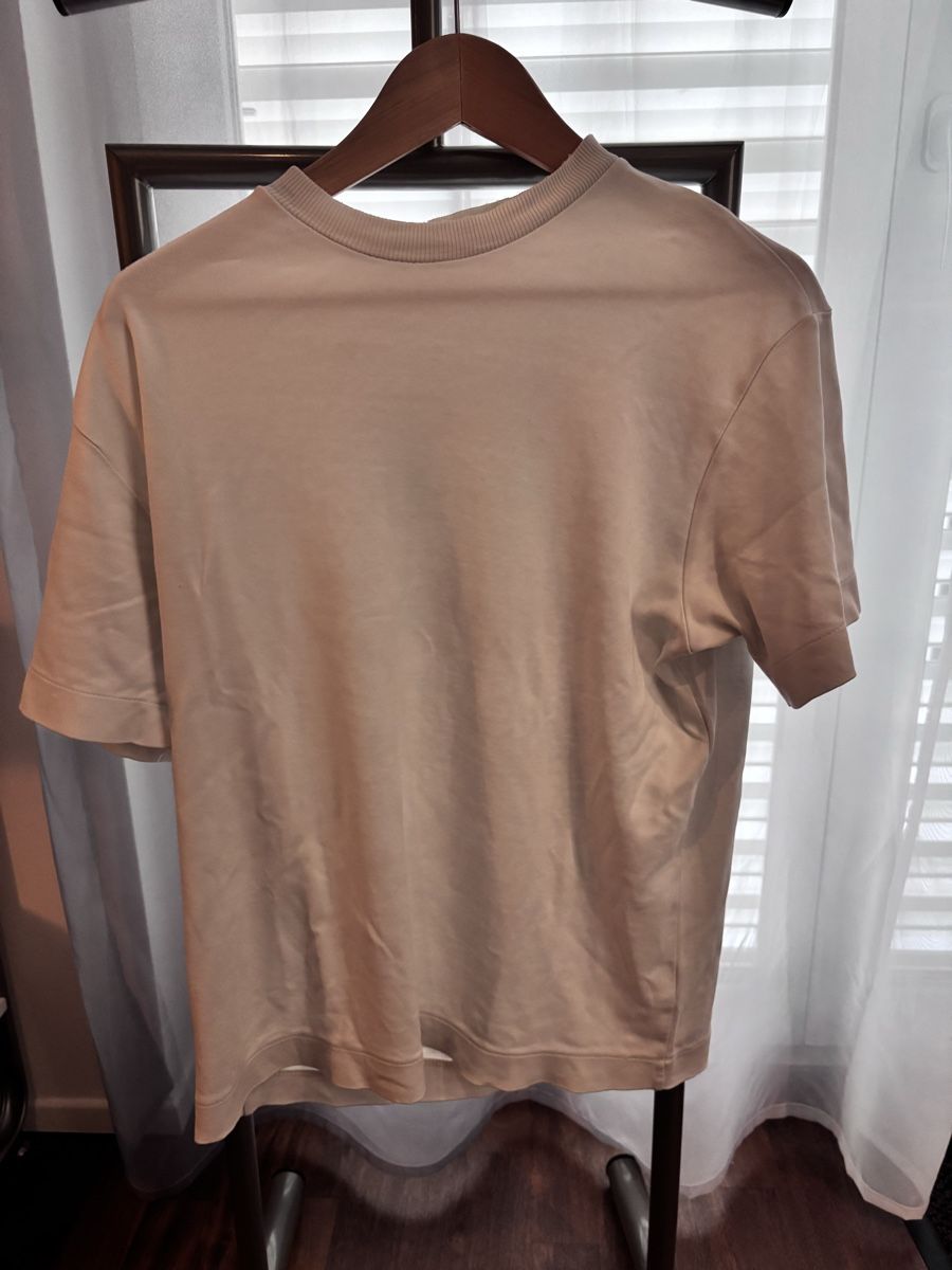 Zara T-Shirts: Zara t-shirt – Gebraucht aus Opfikon von Justbe21 1