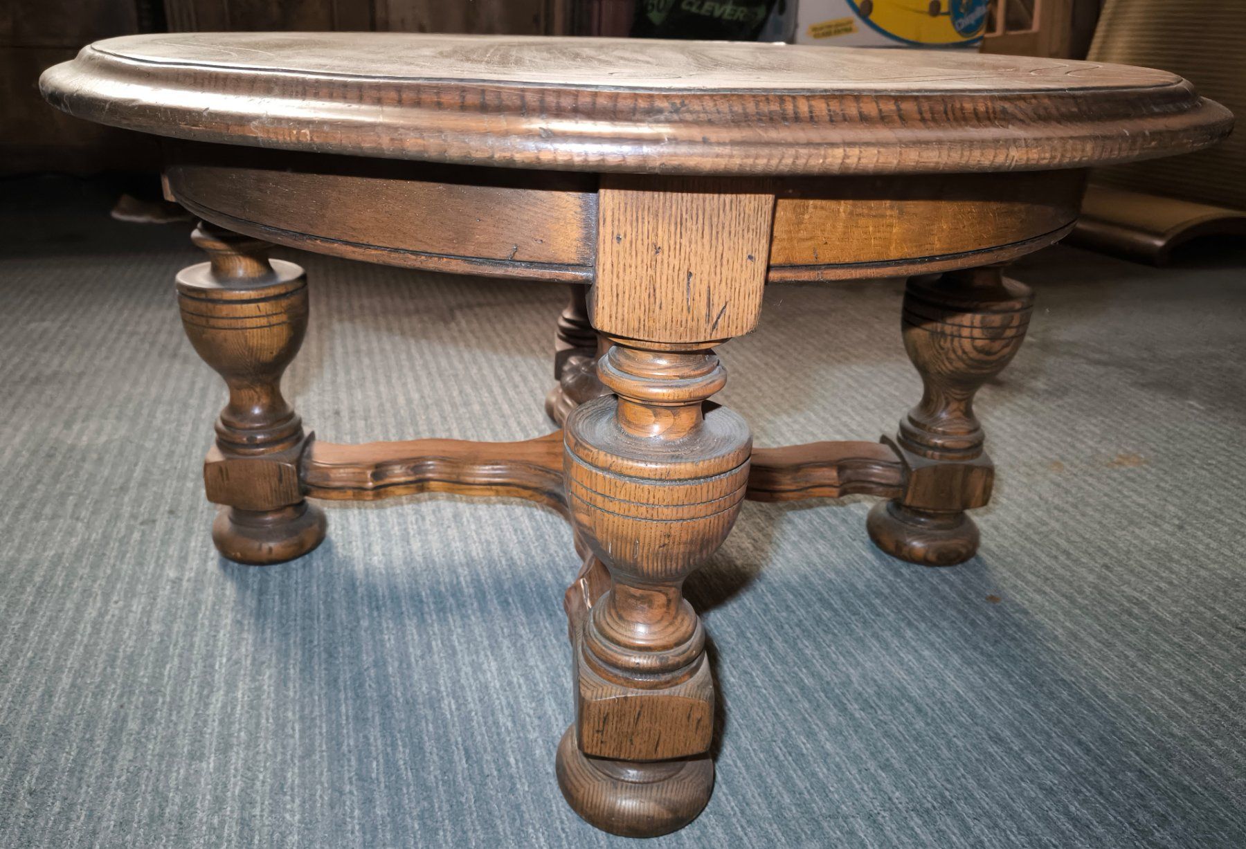 Tables: Salontisch Eiche massiv – D'occasion à Rorschacherberg par snOOpydOg11 1