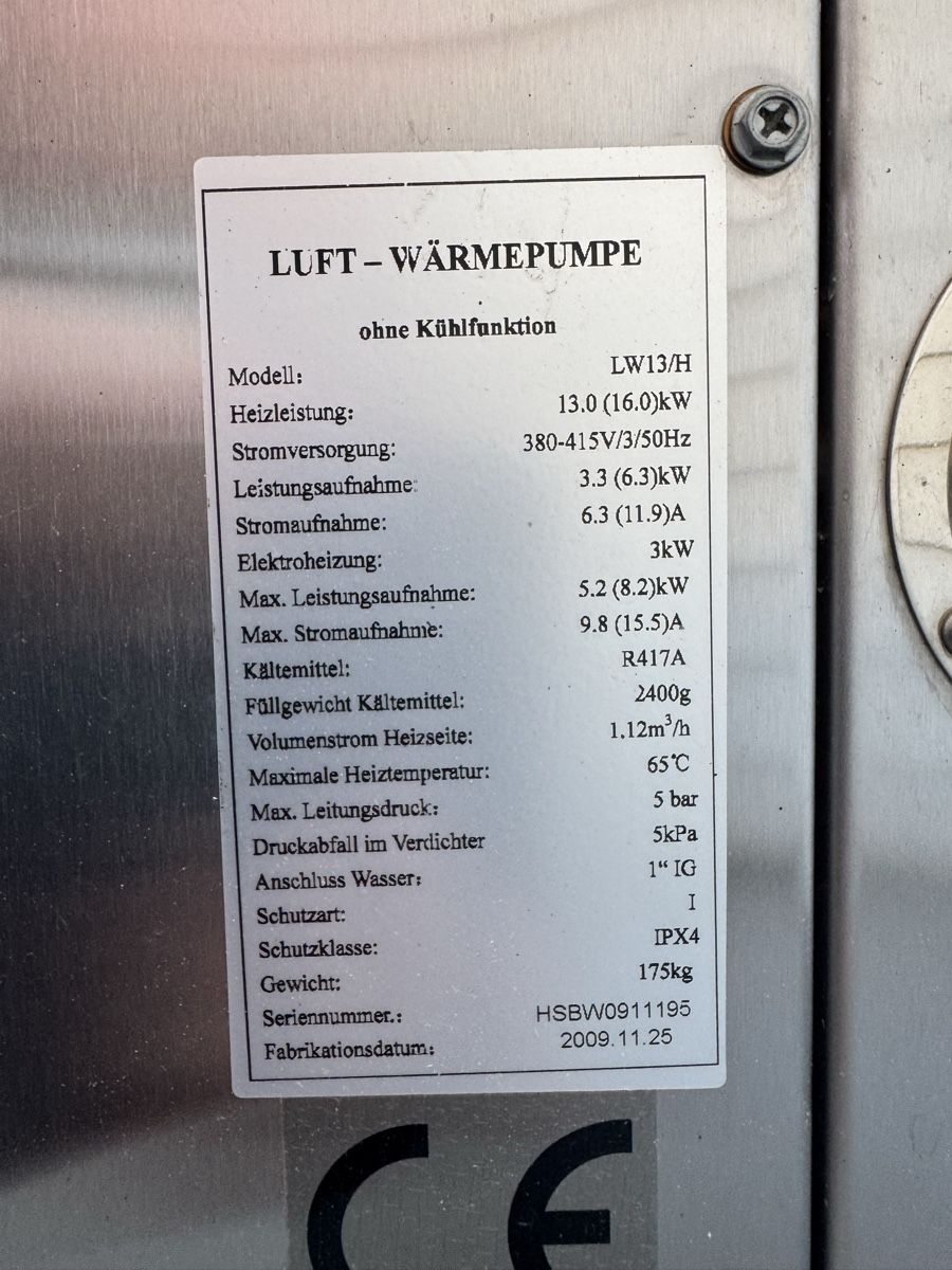 Radiatori: Wärmepumpe 13kW – Usato da Gwatt (Thun) venduto da Rw900 4