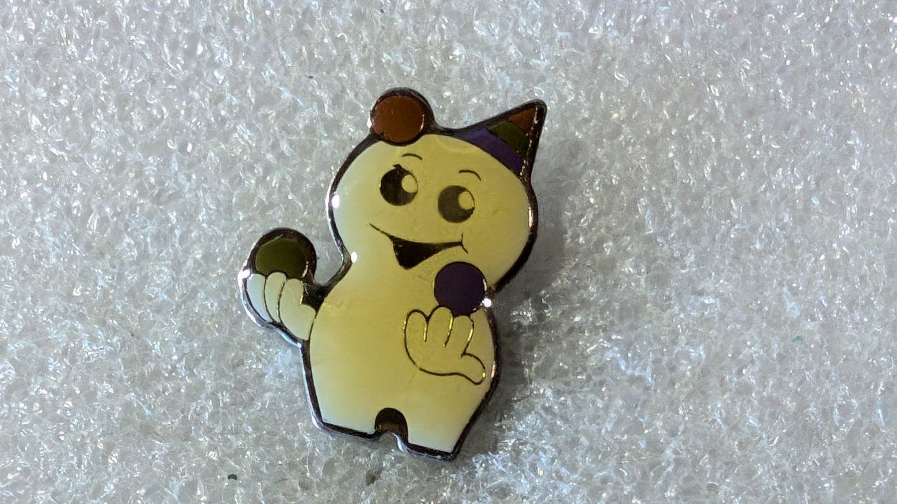 Placchette & Badge: Ansteckpin 227: Maga Bio – Usato da Oppligen venduto da Pin-Fall-Shop