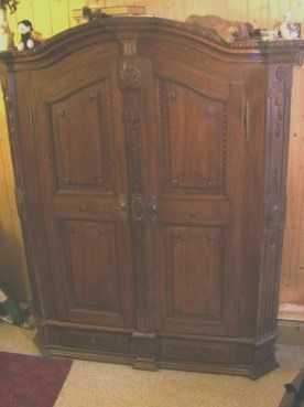 Armadi: Eichenschrank 1810 – Usato da Weissbad venduto da 7733110