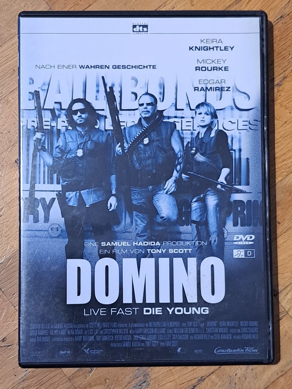 Tutti i DVDs: Domino - Live fast - die young – Usato da Wallisellen venduto da Sawr