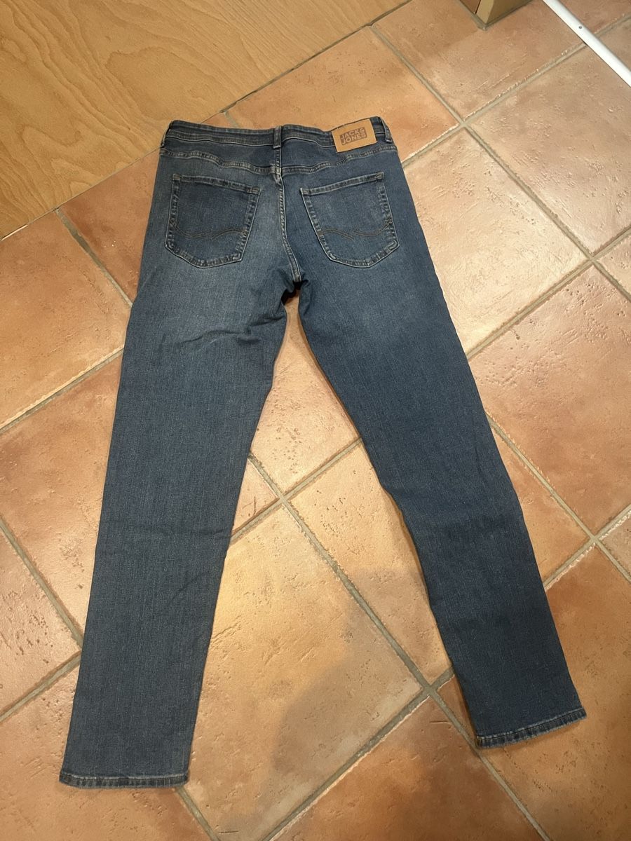 Jack & Jones Pantaloni: Jack & Jones Slim Jeans Grösse 176 – Usato da Boniswil venduto da Nolutoan13 3