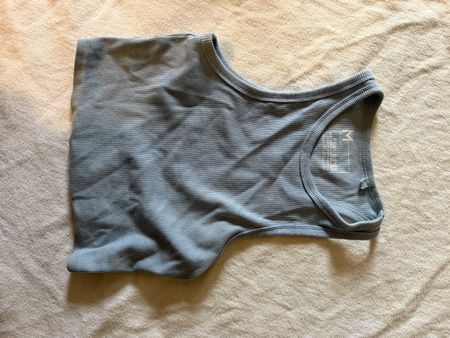 Leichtes Sommer-Top / Unterzieh-Shirt, Grösse M, hellblau, t
