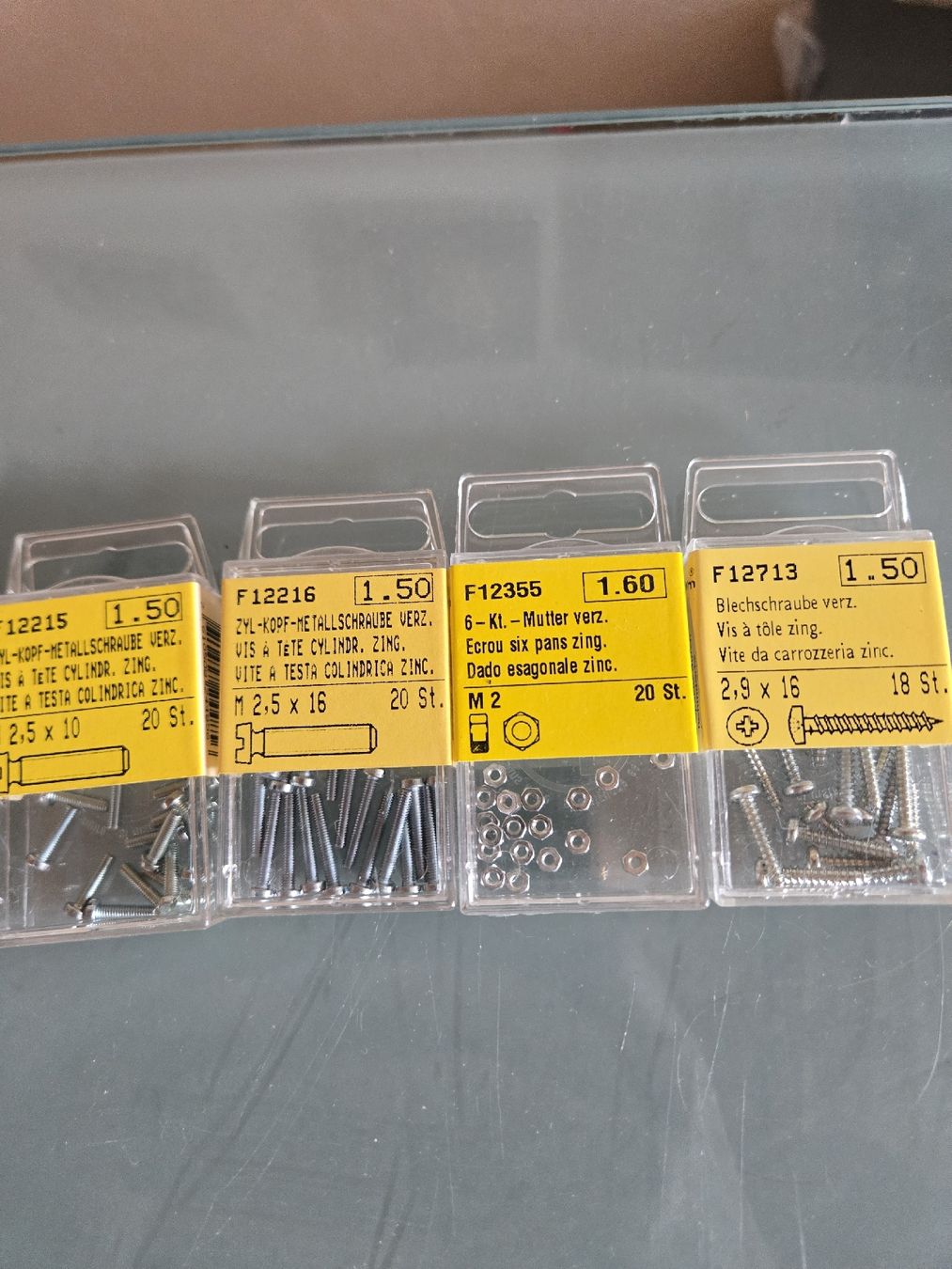 Alle Werkzeuge: Schrauben Sortiment verzinkt 4 Packungen  – Gebraucht aus Grünenmatt von Brauni2 1