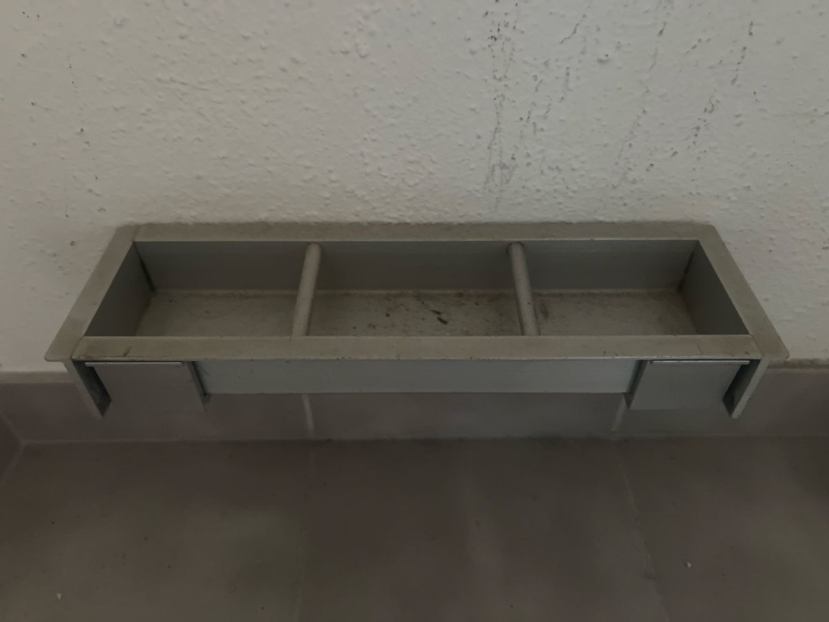Garderobe: Wand Schirmständer  – Gebraucht aus Wetzikon ZH von TolleAussicht 2