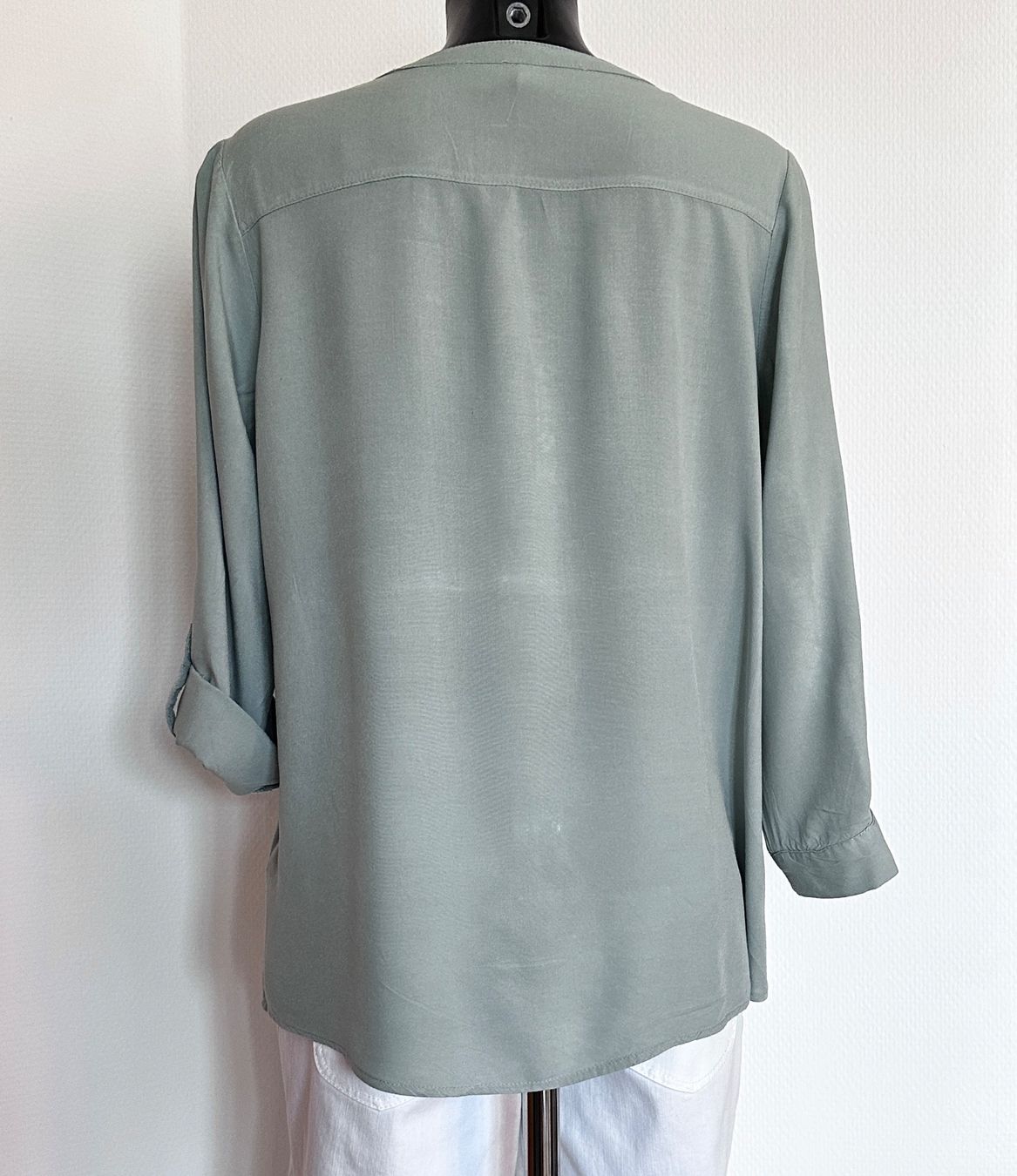 H&M Camicette: NEU 💜 Gr M Bluse fliessend – Nuovo (secondo la descrizione) da Rickenbach b. Wil venduto da sunneschii_ 7