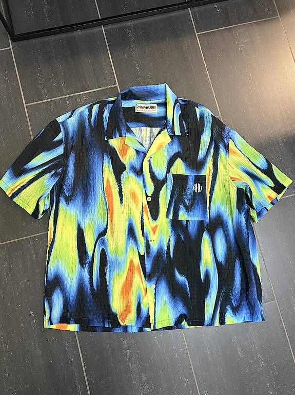 Camicie: Sommerhemd ZARA Collabo Rhuigi – Usato da Gattikon venduto da dyanchenko