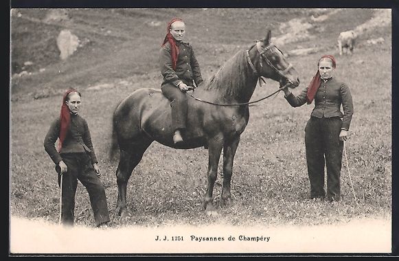 Cartoline postali: Bäuerinnen aus Champéry in Tracht mit  – Usato da Berlin venduto da bartko-reher