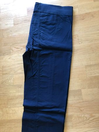 neuwertige Stoffhose 56 dunkelblau