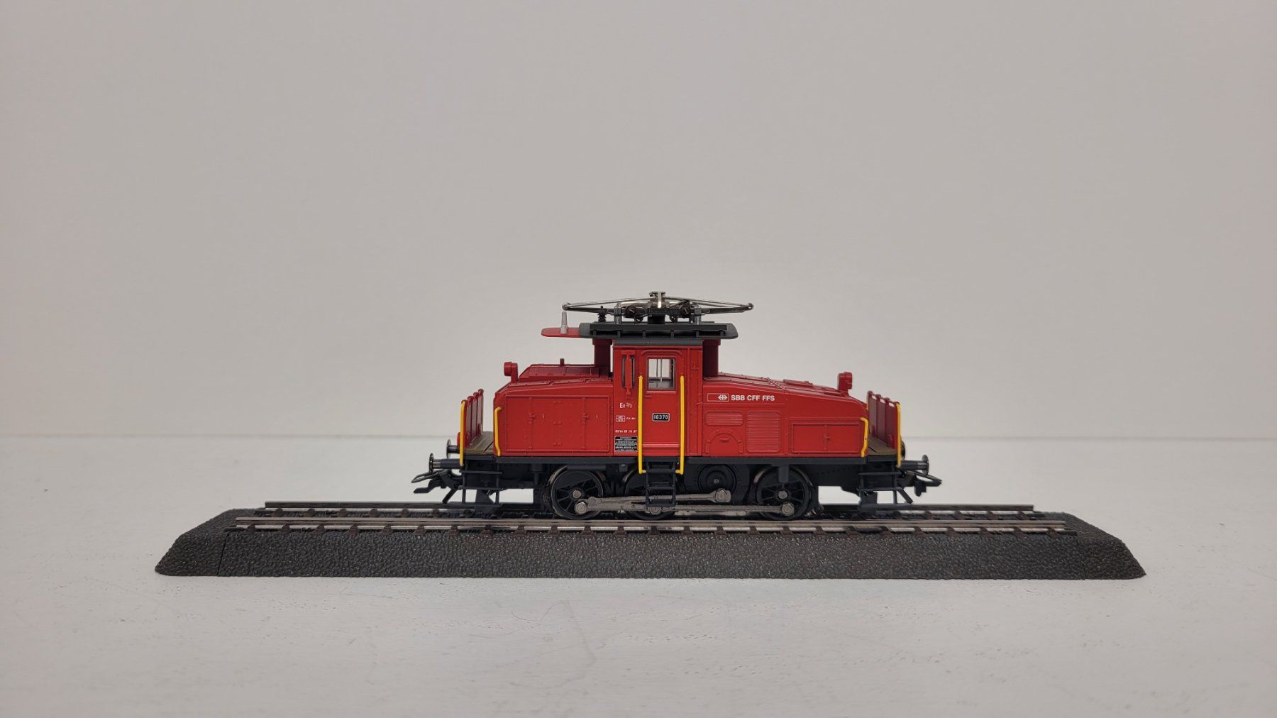 Märklin Modelleisenbahnen: Märklin H0 36330 SBB Serie Ee3/3 – Neu (gemäss Beschreibung) aus Büsserach von ModellbahnDepot 1