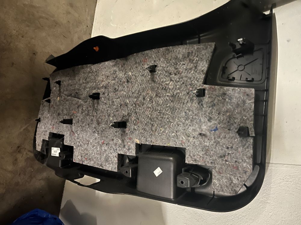 Ford Focus 1.6 TDCi 2012 - Rückklappe - Ersatzteile 2