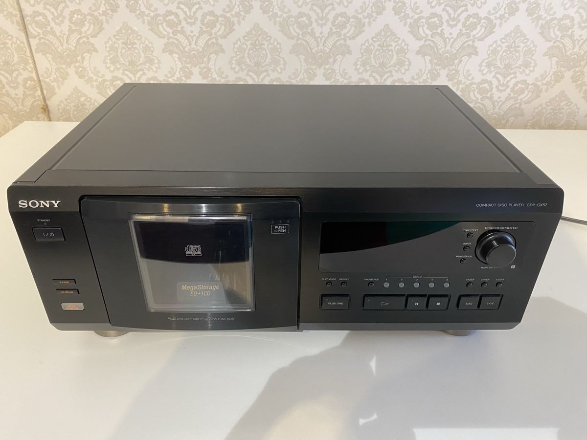 Sony Lettore multimediale & Streamer: Sony CDP-CX57  50+1 CD-Wechsler – Usato da Läufelfingen venduto da AppleVollgas