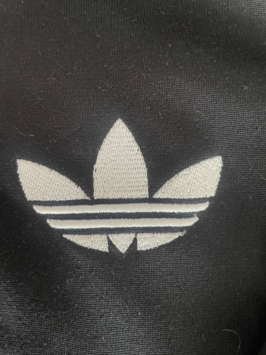 Giacche: Schwarze Adidas Jacke – Usato da Windisch venduto da orangepanter 1