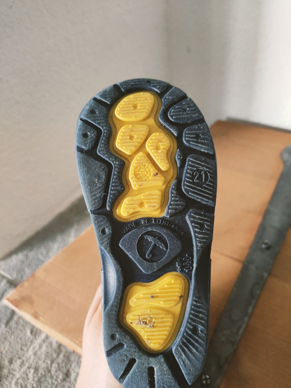 Scarpe per ragazzi: Gummistiefel Gr 21 – Usato da Horgen venduto da Lulusa 4
