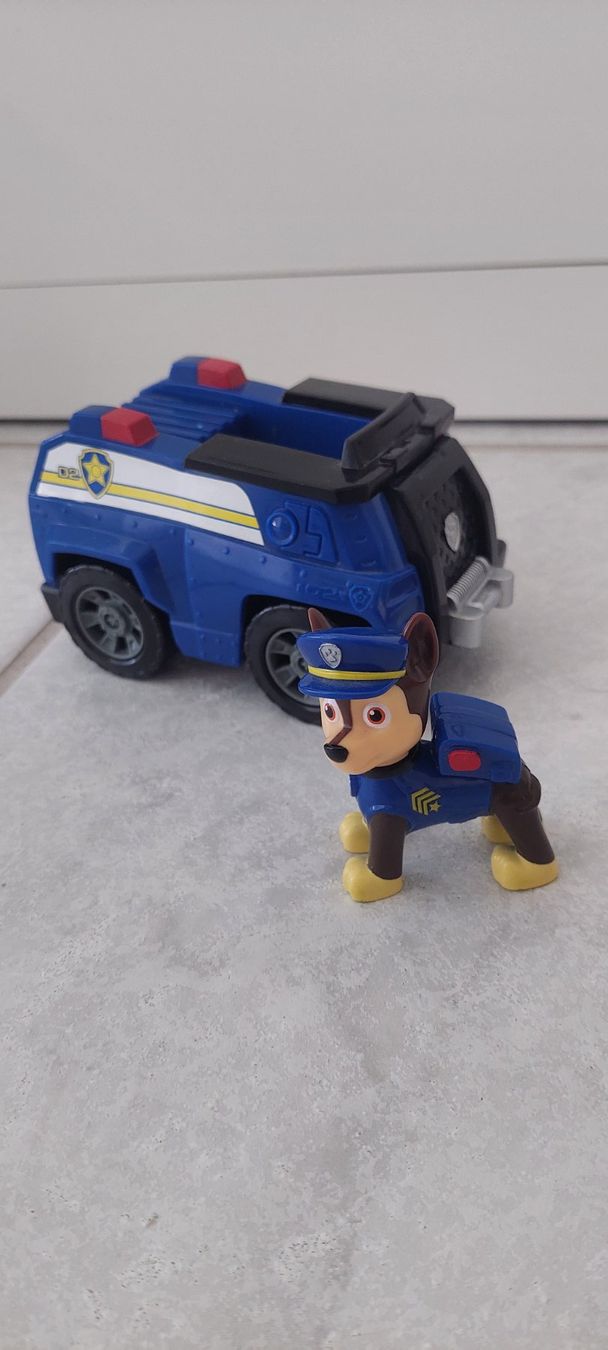 Spielzeuge: Paw Patrol Chase Polizeiauto mit Figur – Neu (gemäss Beschreibung) aus Wil SG von ram_c5j2 1
