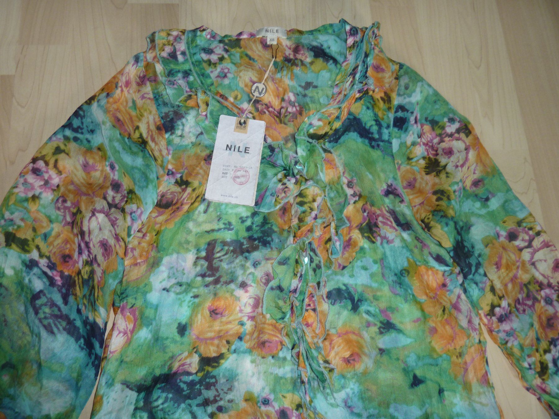 Nile Camicette: Nile Seiden Bluse Gr. XS neu – Nuovo e nell'imballaggio originale da Melchnau venduto da BarbaraD01 2