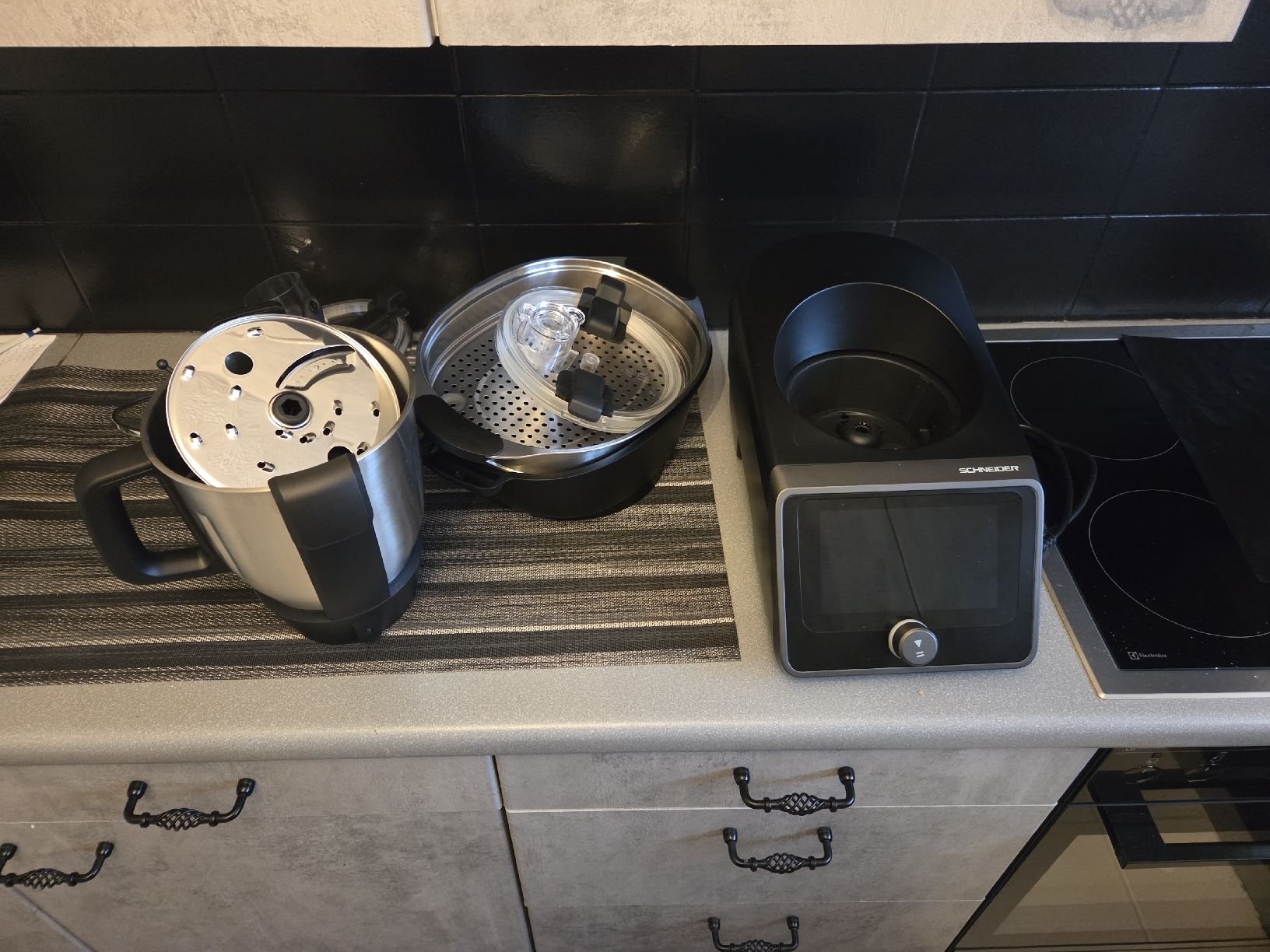 Elettrodomestici da cucina: Küchenmaschine Roboter – Nuovo (secondo la descrizione) da Lostorf venduto da _Venus_