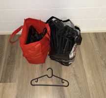 Kleiderbügel schwarz Kunststoff (IKEA)