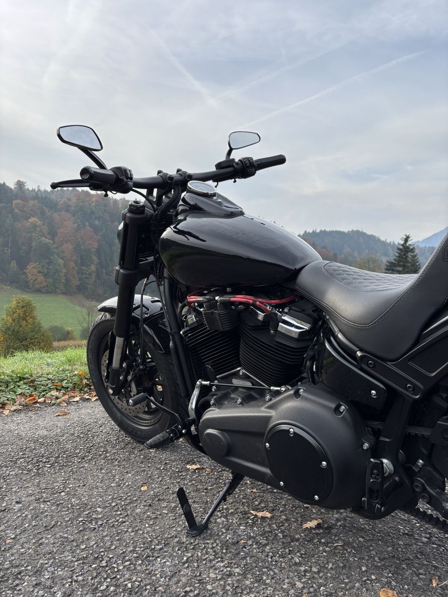 Tutte le macchine: Harley Davidson Fatbob Softail – Usato da Luzern venduto da sam.l.