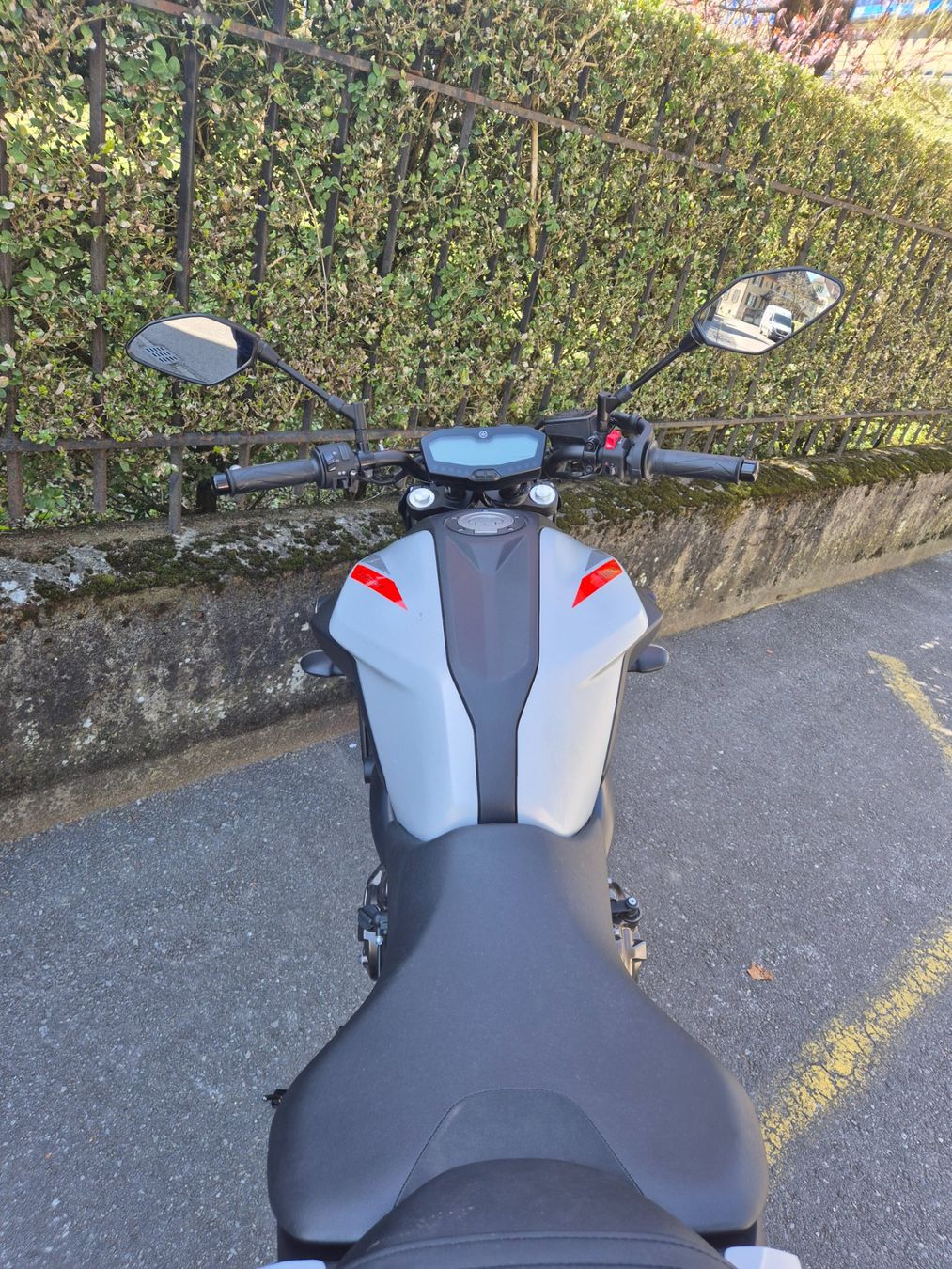 Yamaha Strada: YAMAHA MT-07 ABS (35kW) – Usato da Yverdon-les-Bains venduto da MotoMark 4
