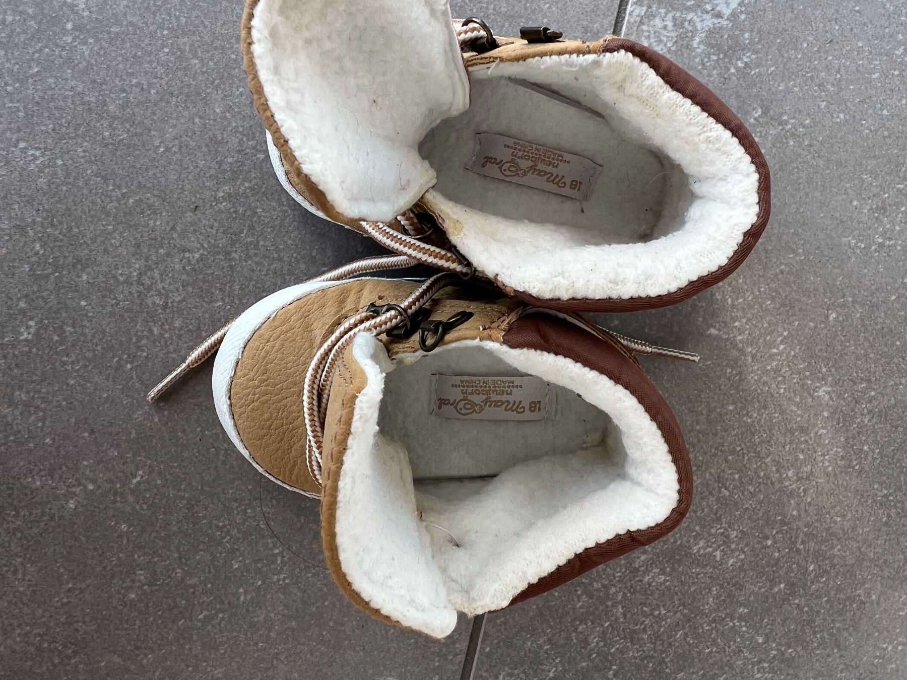 Scarpe per ragazzi: Baby Boys' Winter Boots Size 18 – Usato da Mendrisio venduto da gun_8gcm 3