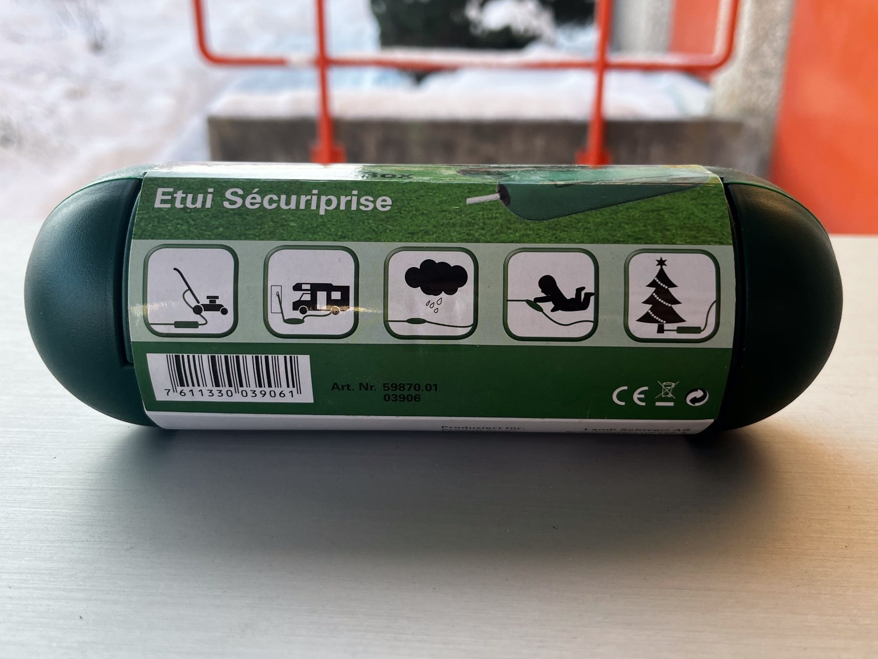 Câbles: Stecker Safe-Box, Elektrokabel-Sicherheitsbox – Neuf avec emballage d'origine à Tafers par JP911 2
