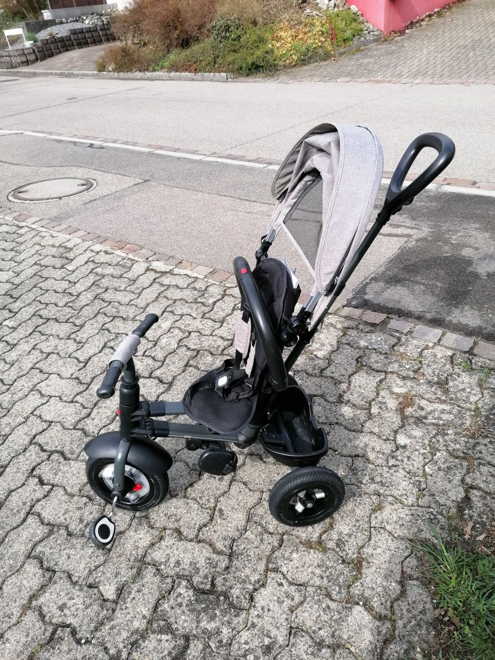 Fahrzeuge für Kinder: Dreirad QPlay zusammenklappbar – Gebraucht aus Winterthur von  3
