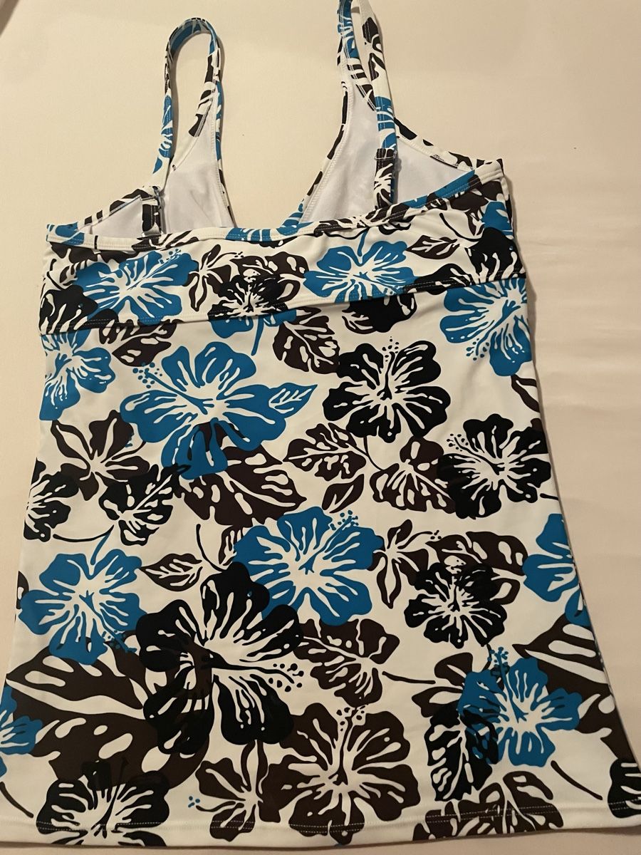 Costumi da bagno & Bikini: Badeoberteil Extend Grösse 44C Blumenmuster – Nuovo (secondo la descrizione) da Au/ZH venduto da markthallerapperswil 1