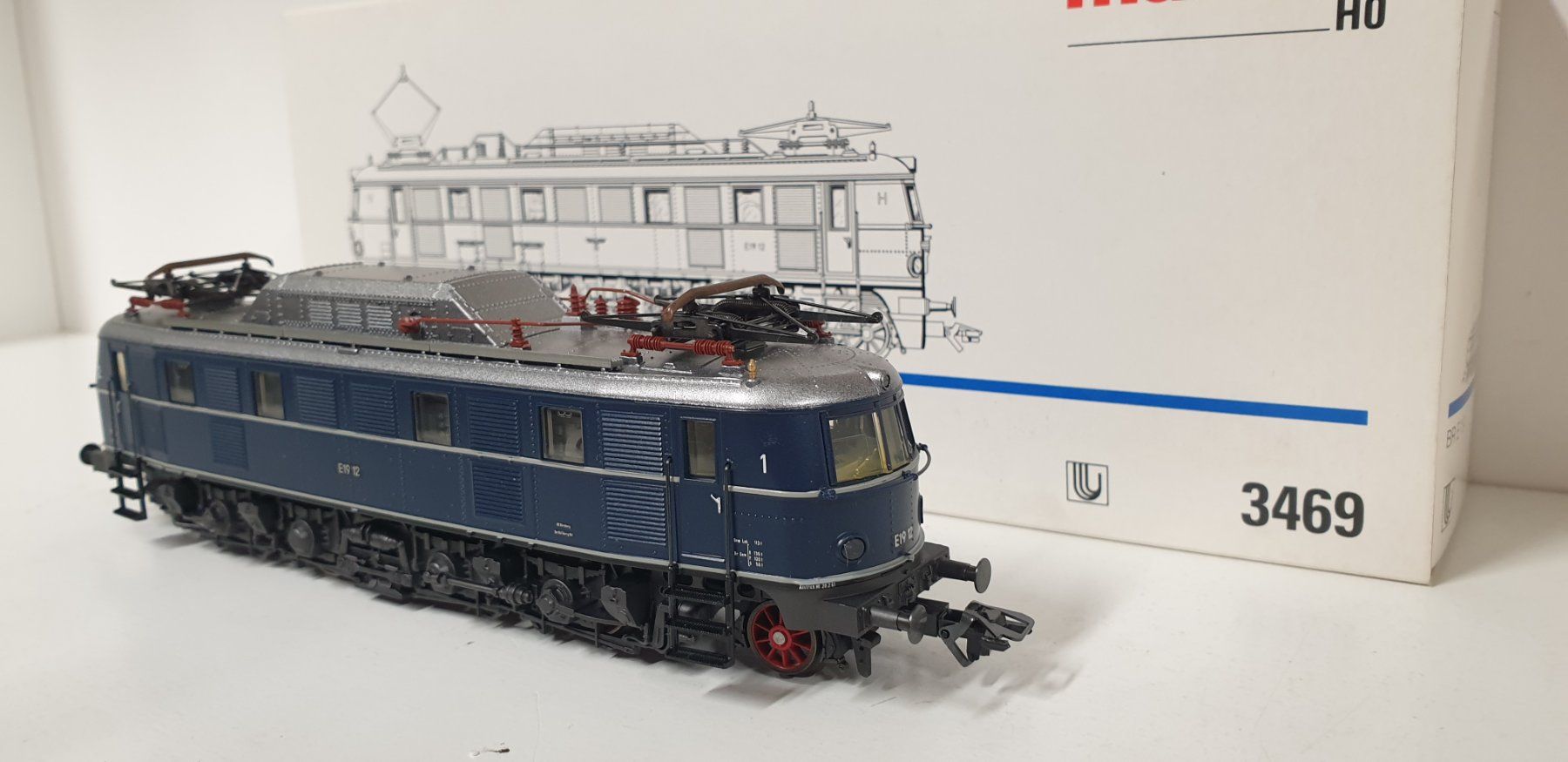 Märklin Modellini di ferrovie: Märklin DB BR E19 Digital/Analog H0/AC  3469 – Nuovo (secondo la descrizione) da Neuenhof venduto da ludovicco 5
