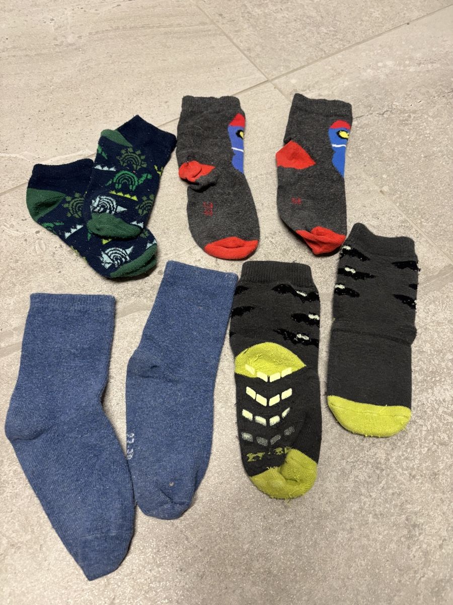 Socken für Kinder: Chaussettes 27 - 30  – Gebraucht aus Salvenach von gwenwywar