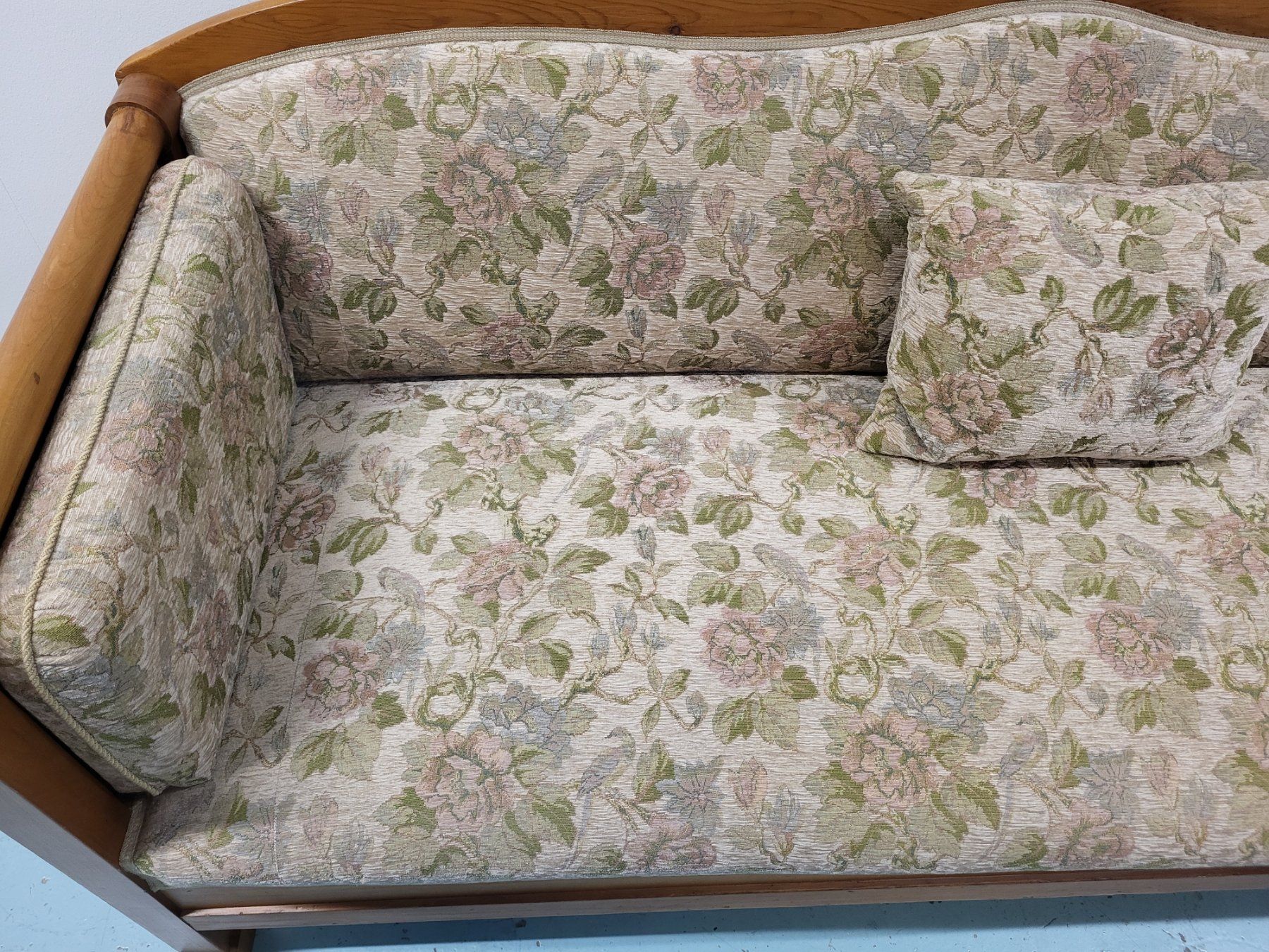 Sofas: Biedermeier Sofa – Gebraucht aus Brügg BE von POU-BELLE 7