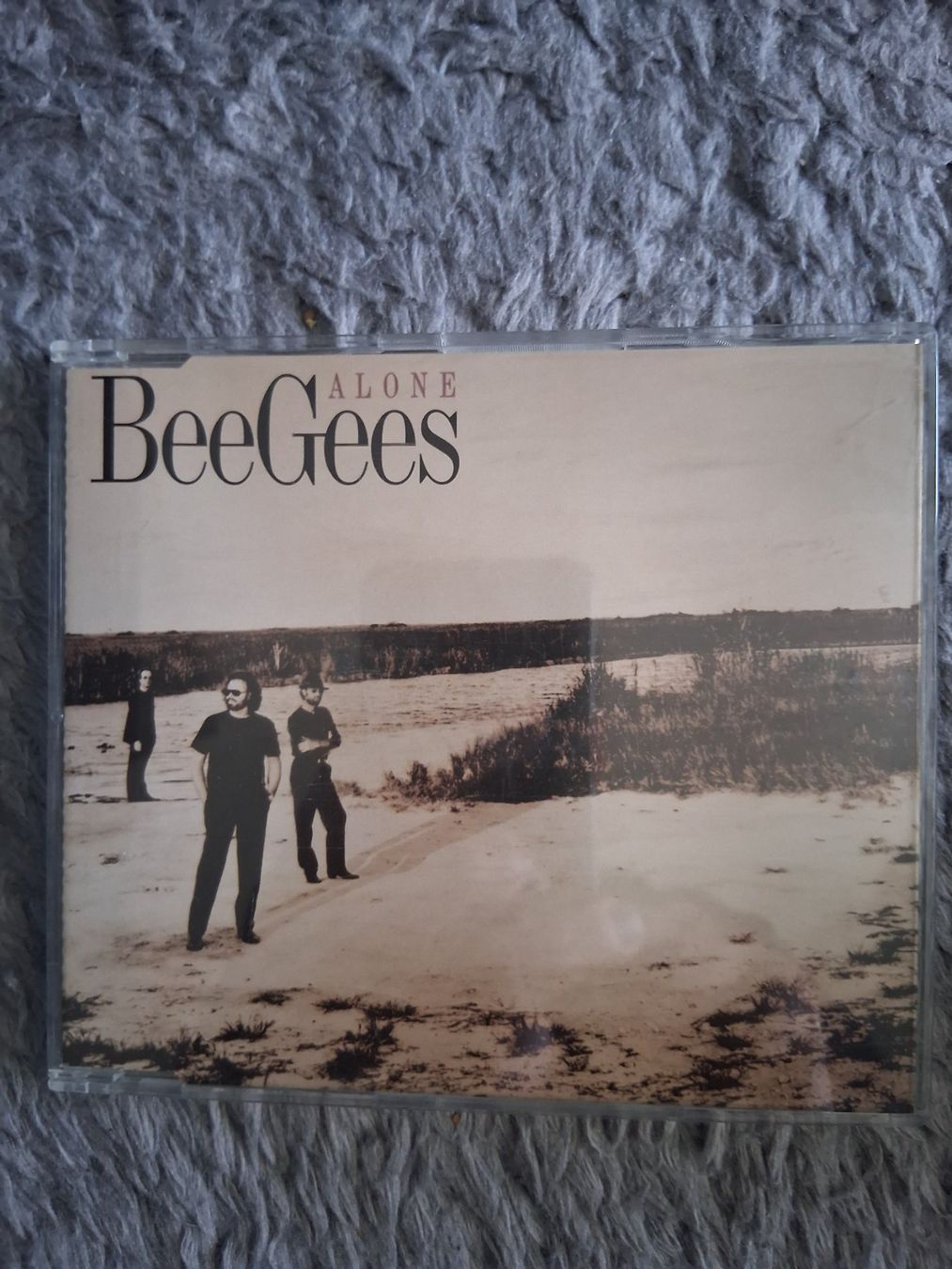 CD: BEE GEES         ALONE     CD SINGLE – Usato da Wetzikon ZH venduto da Ramones01