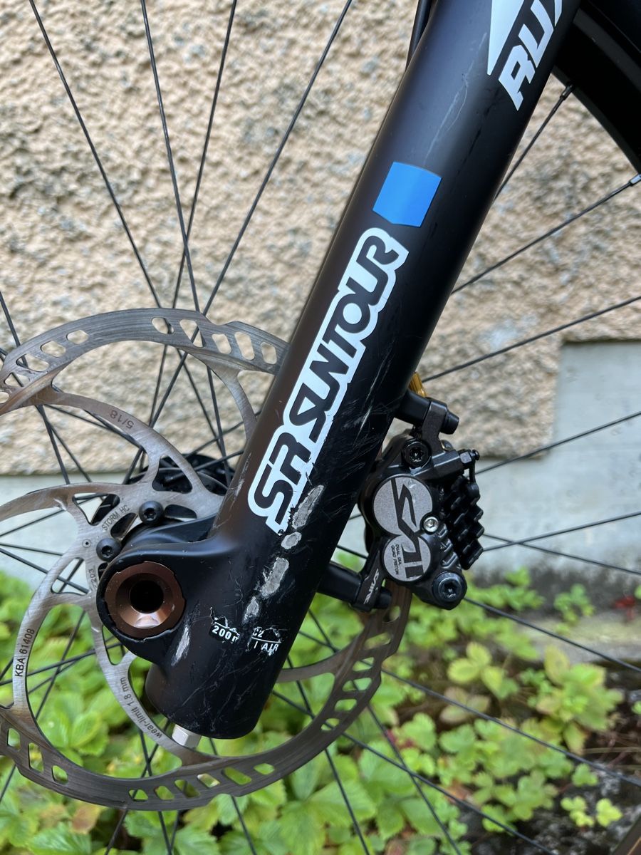 Commencal Biciclette: Commencal Supreme DH V4 – Usato da Winterthur venduto da inlex 3