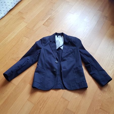 Schönen Kinderblazer Grösse 134 von s.Oliver Farbe blau