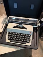 Olympia Traveller de Luxe mit Originalkoffer -funktionsfähig