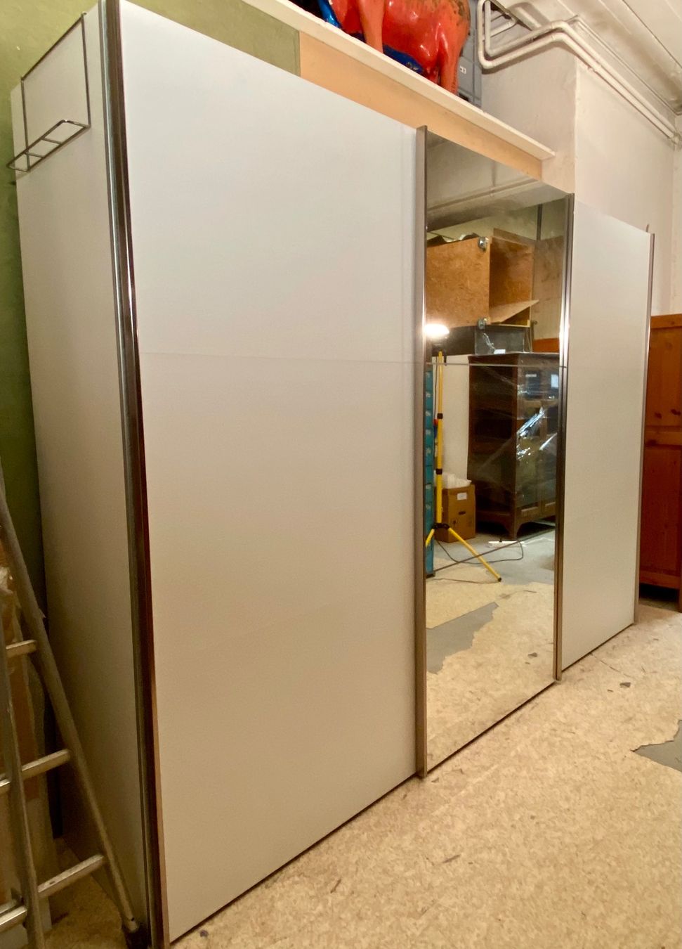 Schränke: KLEIDERSCHRANK XXL – Gebraucht aus Zürich von NIKI777 1