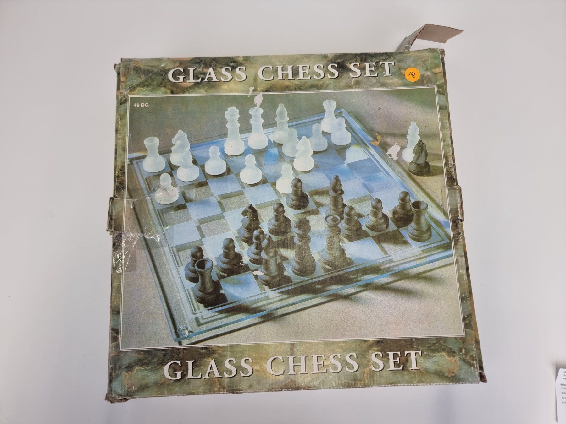 Spiele: Schachset aus Glas – Gebraucht aus Urtenen-Schönbühl von Restwert_Schoenbuehl 4